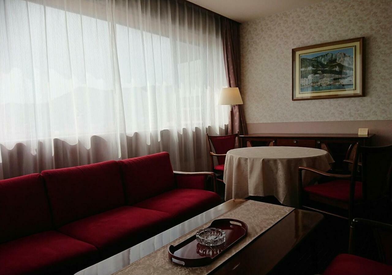 Mihara Kokusai Hotel מראה חיצוני תמונה